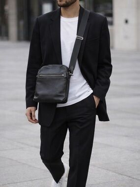 Coach Black Leather Crossbody Bag Minimalist Mens Unisex City